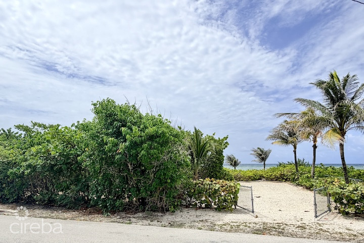 LARGE BEACHFRONT LOT - RUM POINT DRIVE - PERFECT ESTATE PARCEL 3
