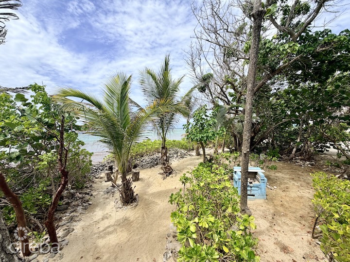 LARGE BEACHFRONT LOT - RUM POINT DRIVE - PERFECT ESTATE PARCEL 7