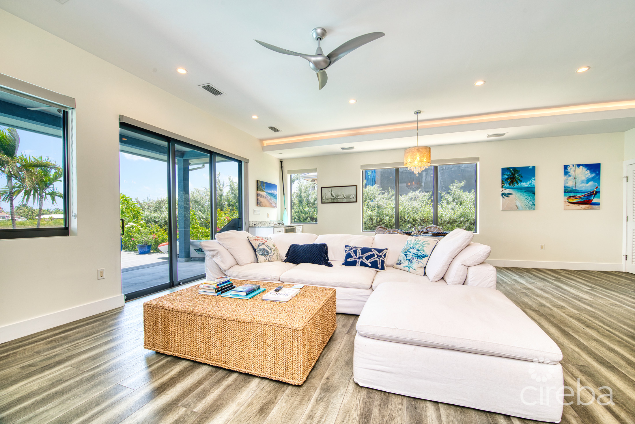 Large seahaven 2 bed with pool – oceanview and canal front