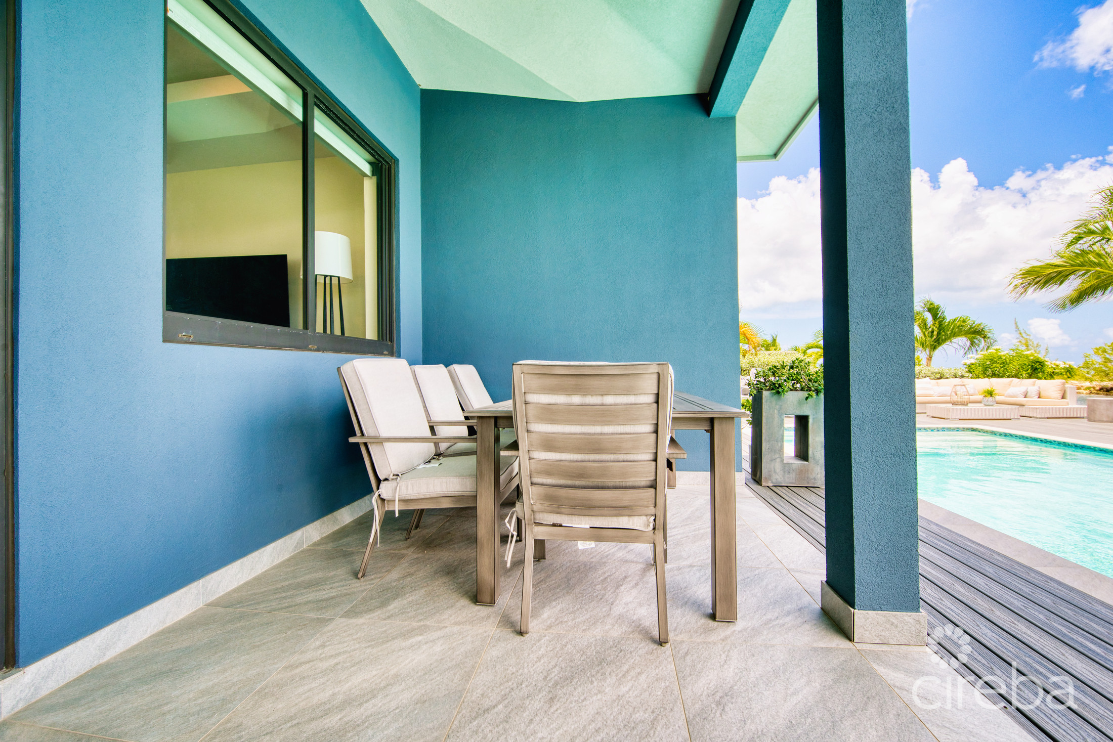 Large seahaven 2 bed with pool – oceanview and canal front