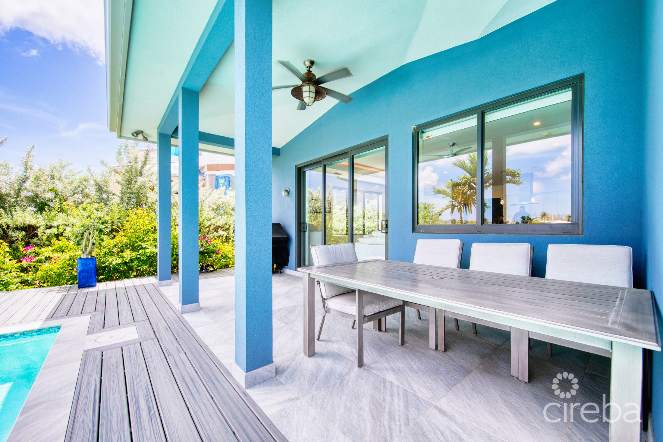 Large seahaven 2 bed with pool – oceanview and canal front