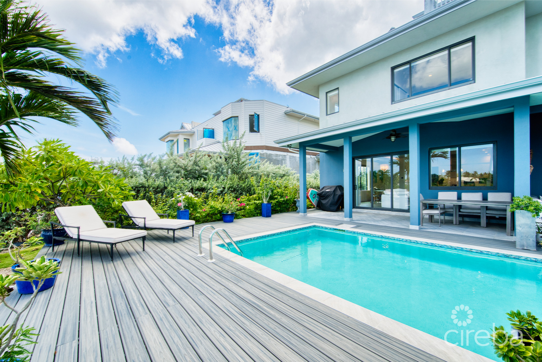 Large seahaven 2 bed with pool – oceanview and canal front