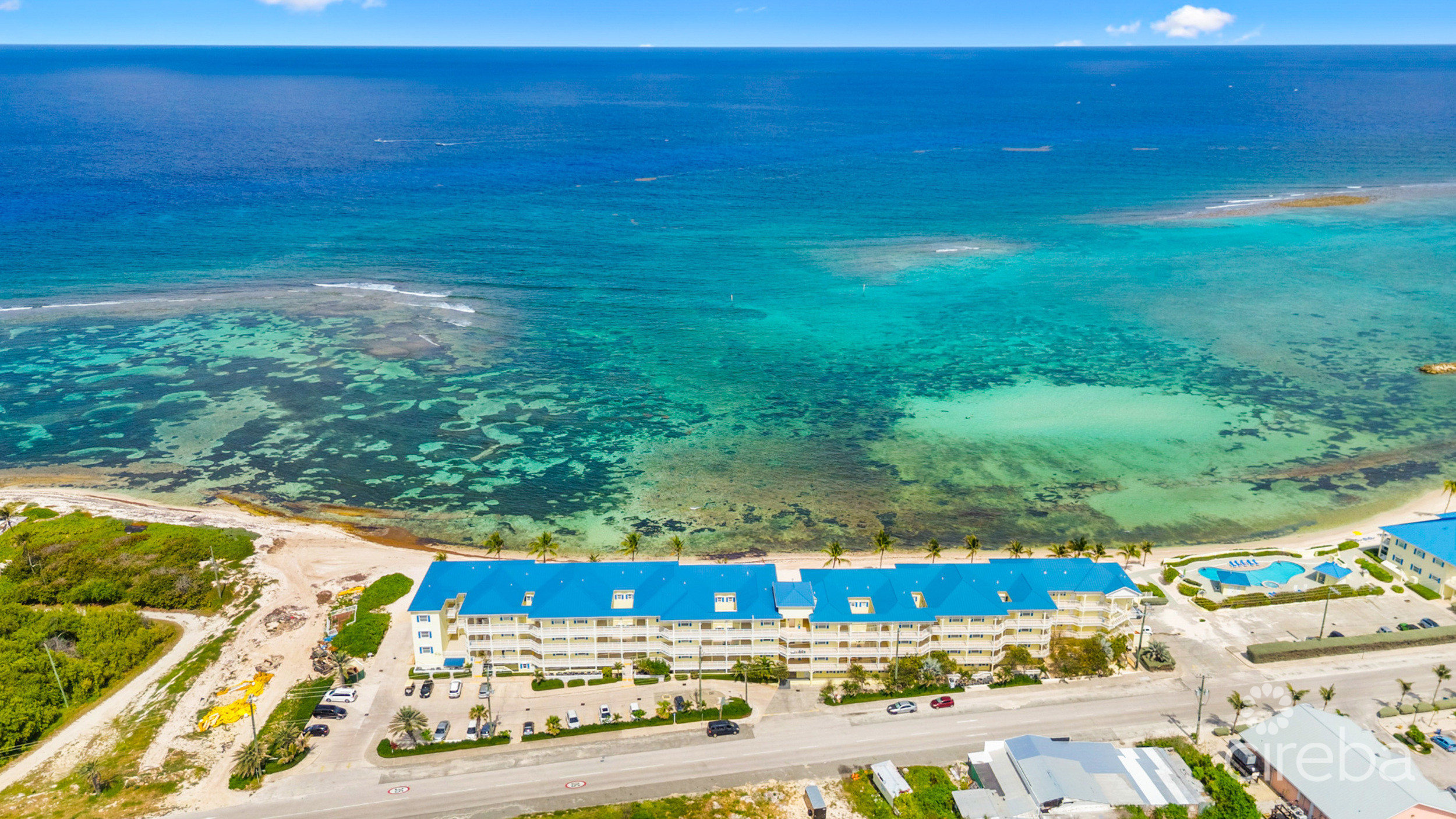 CASTAWAY COVES  GROUND FLOOR 2 BED BEACHFRONT RETREAT