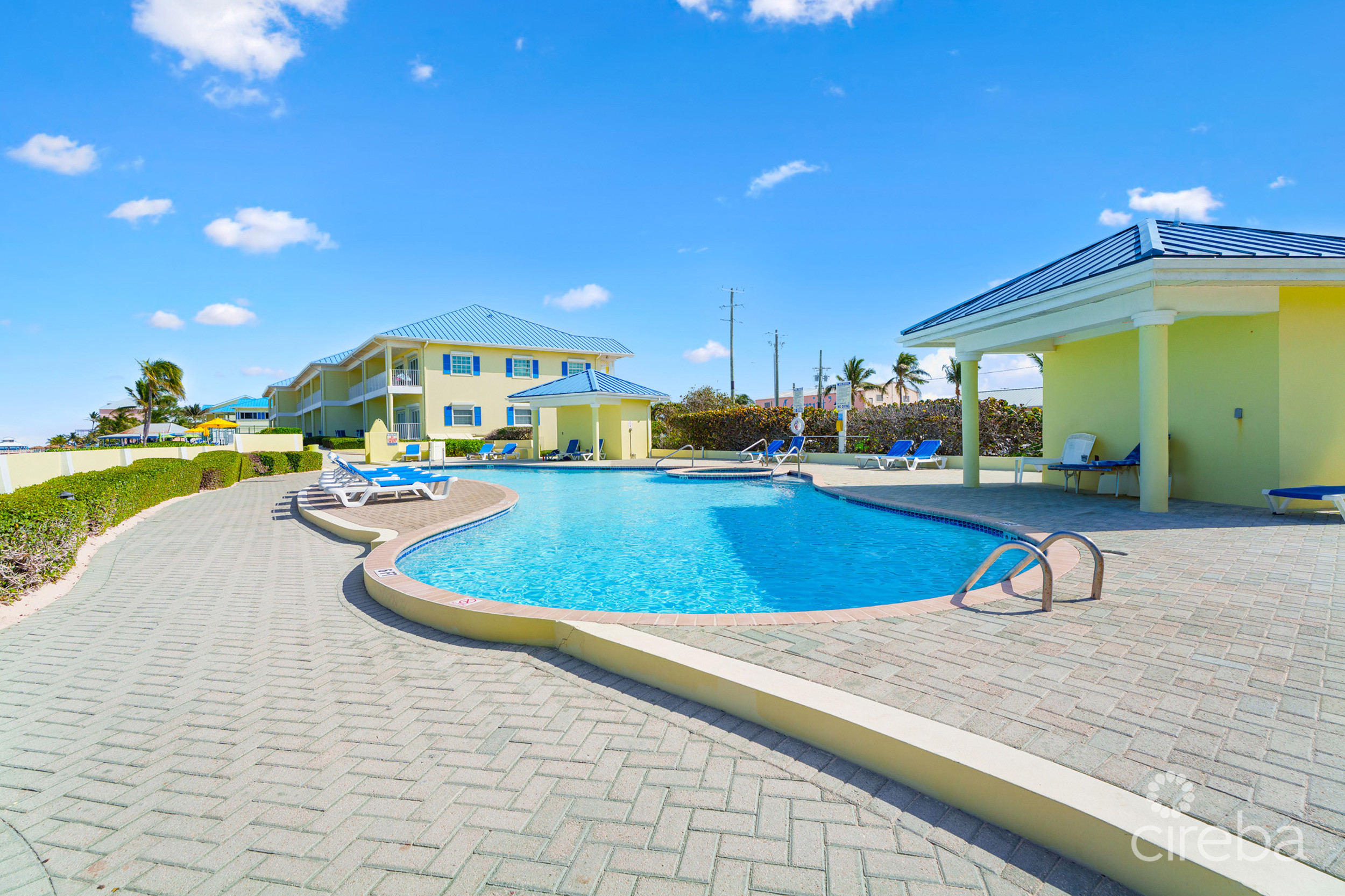 CASTAWAY COVES  GROUND FLOOR 2 BED BEACHFRONT RETREAT