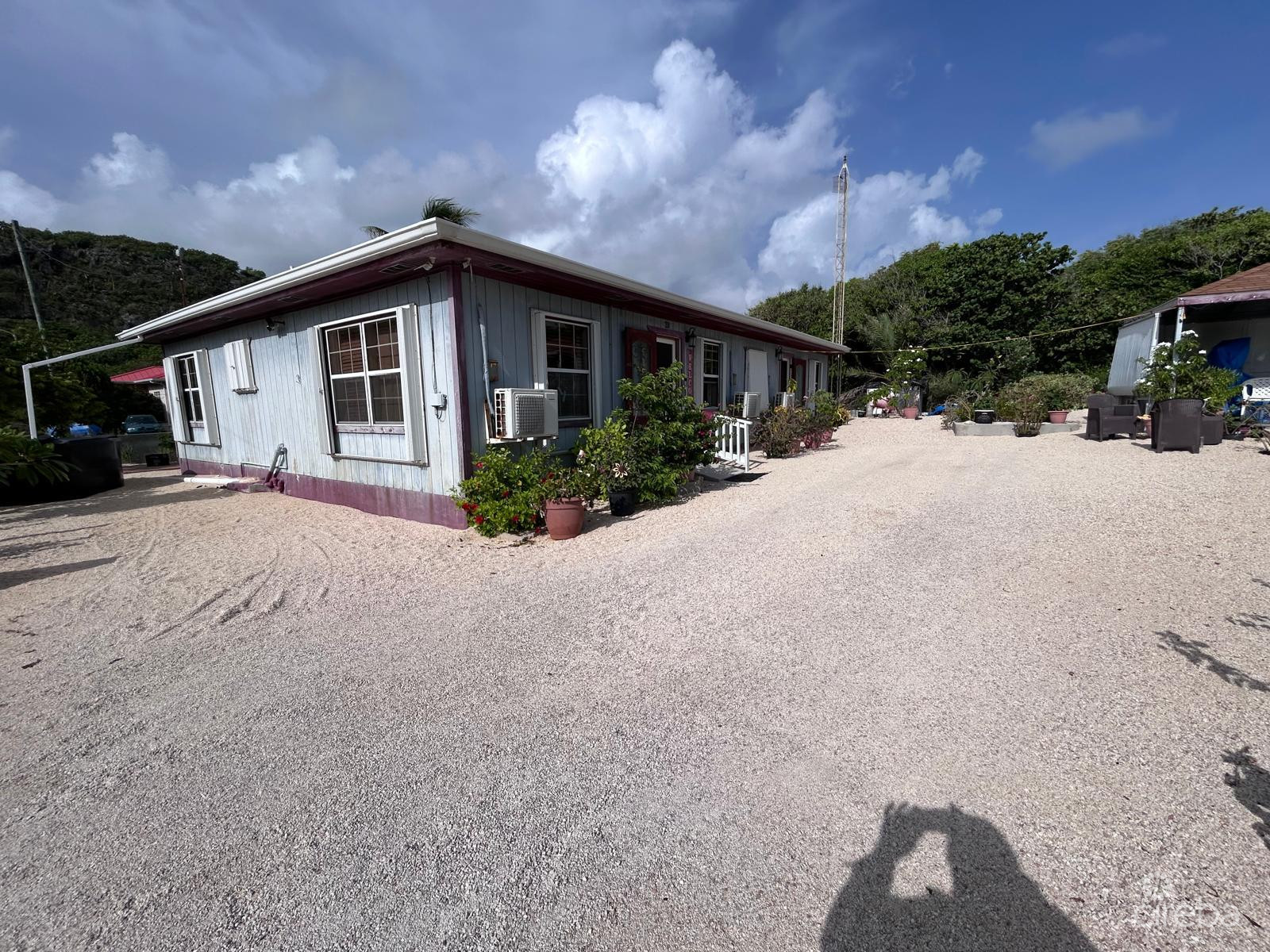 CAYMAN BRAC FAMILY HOME 3