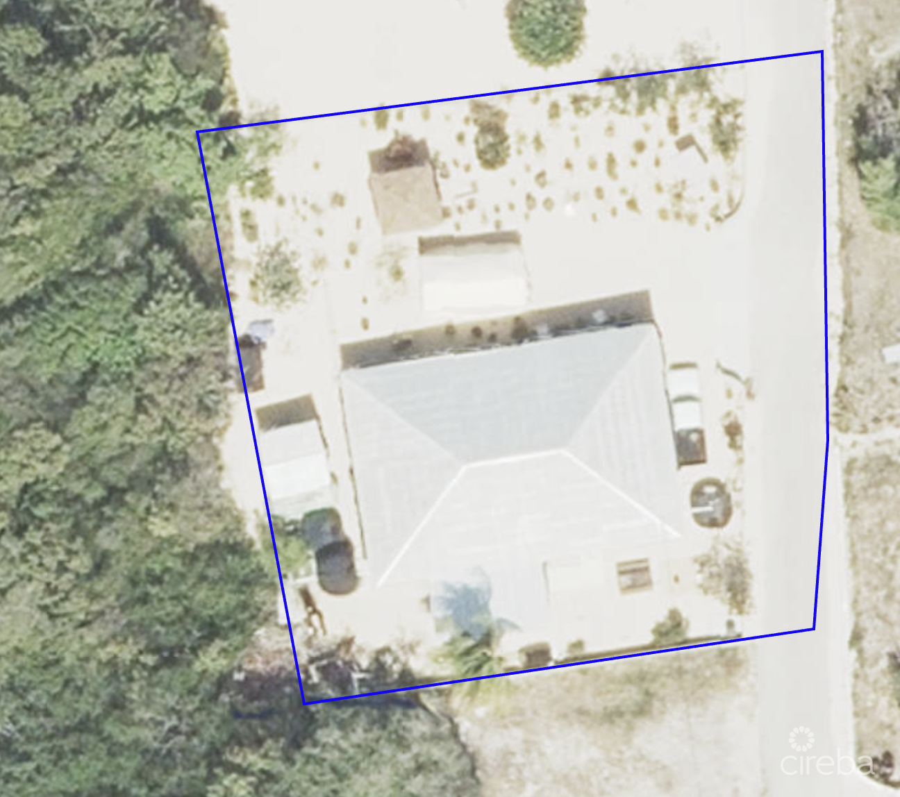 CAYMAN BRAC FAMILY HOME