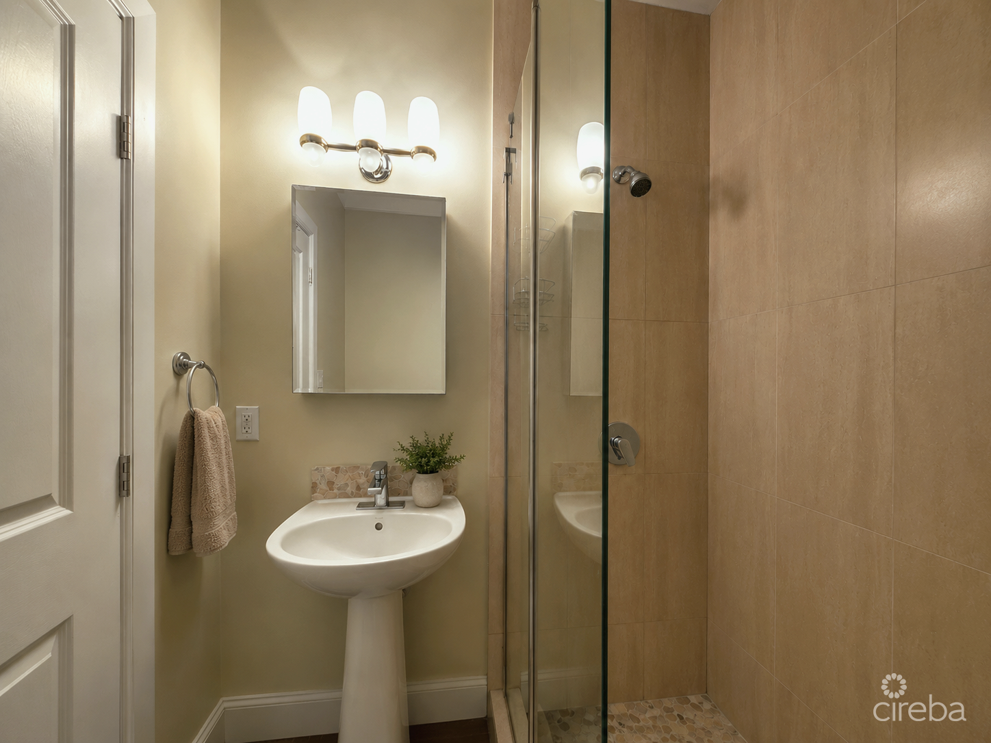 SAN SEBASTIAN PHASE 2 | 4BED/3.5BATH | GARDEN & POOL VIEW