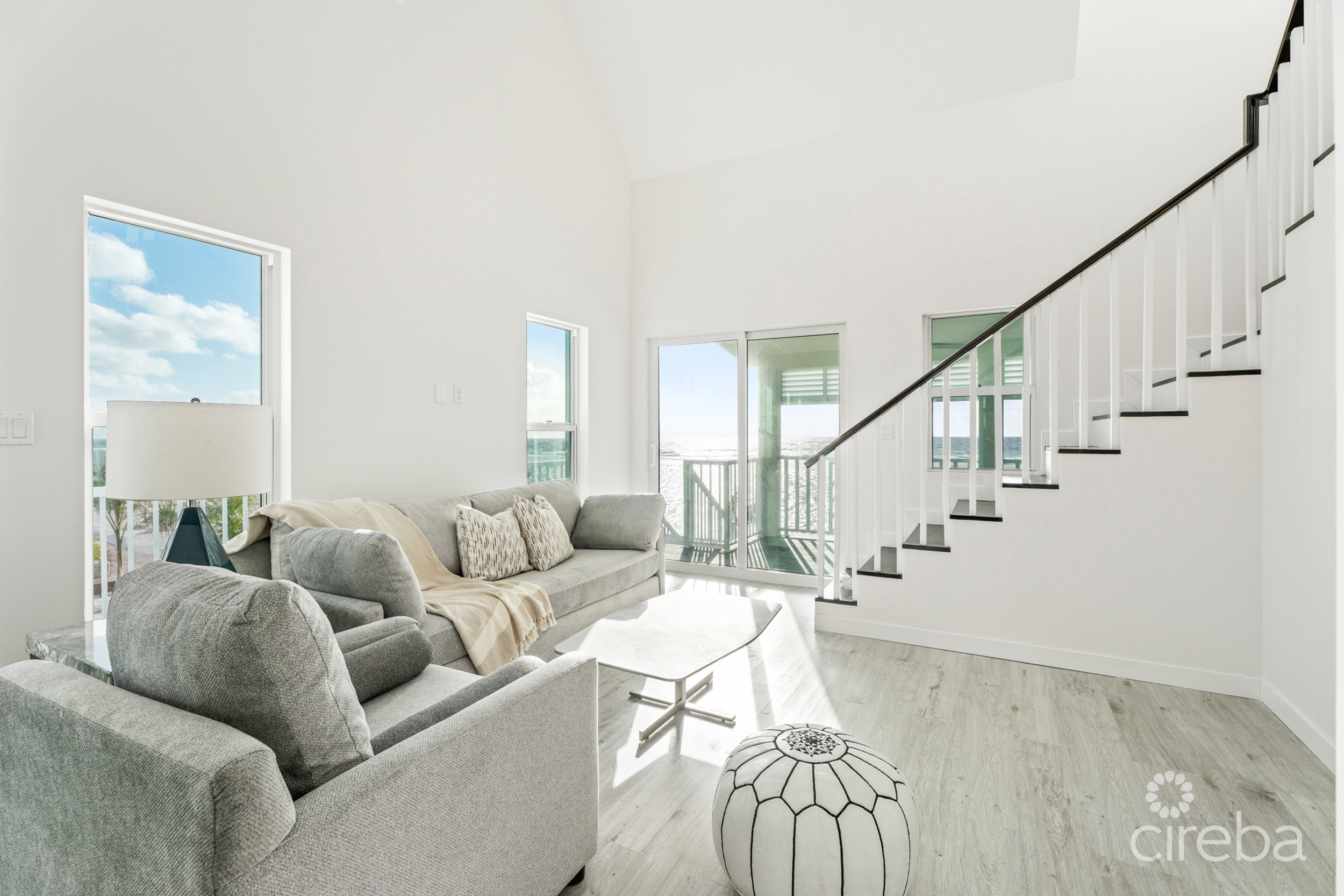 THE PALMS, LITTLE CAYMAN | BEACHFRONT COTTAGE 2
