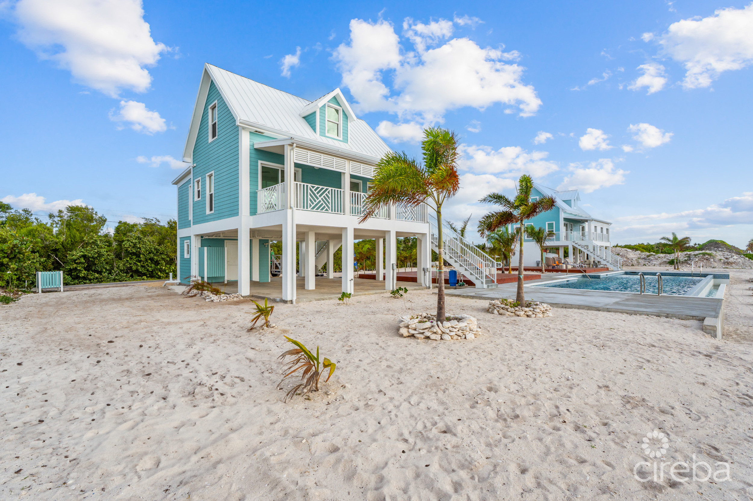 THE PALMS, LITTLE CAYMAN | BEACHFRONT COTTAGE 2