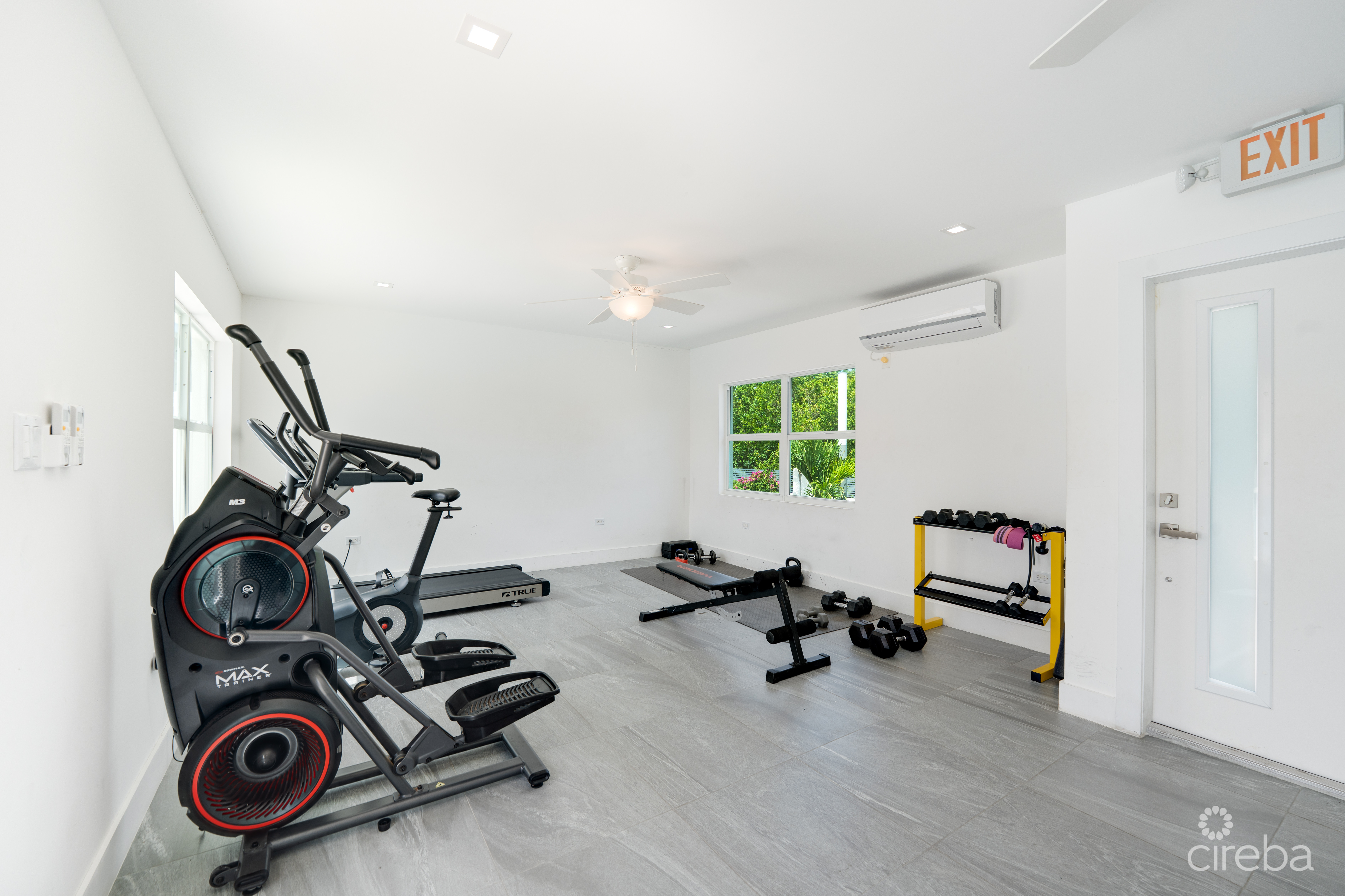 THE MANTRAS #18 | END UNIT IN SOUTH SOUND GATED DEVELOPMENT