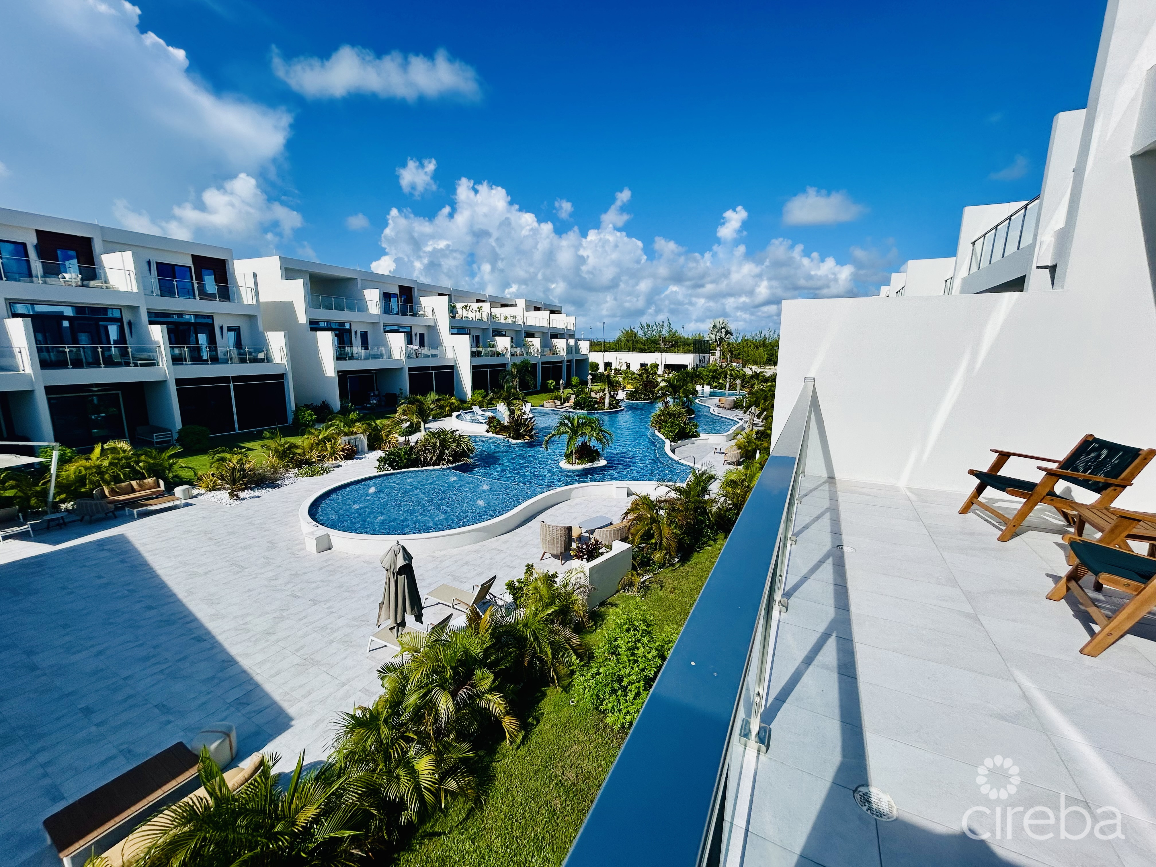 BAHIA #54 UPGRADED 4 BEDROOM 4.5 BATH