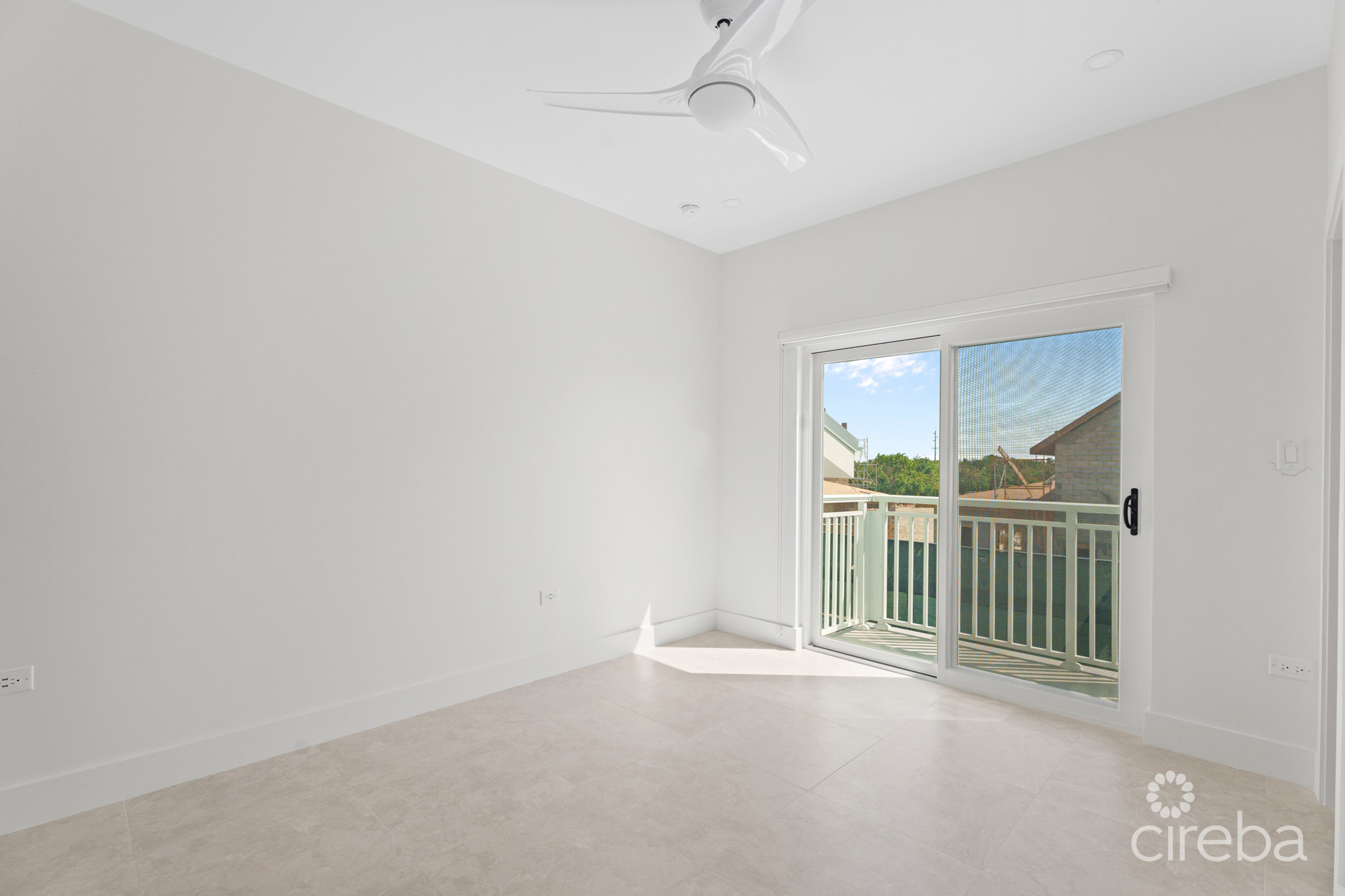 3 BEDROOMS + ROOF TERRACE AT THE MEADOWS AT BATABANO – RESIDENCE 504