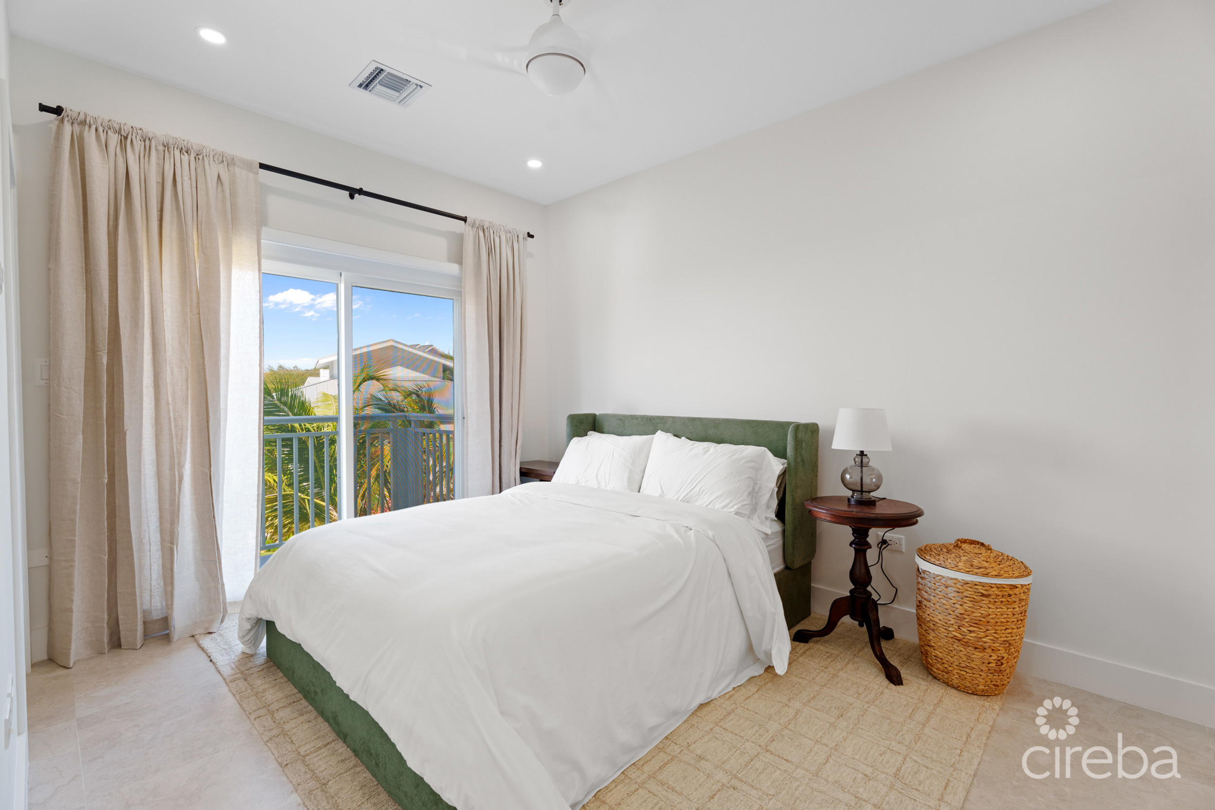 3 BEDROOMS + ROOF TERRACE AT THE MEADOWS AT BATABANO – RESIDENCE 504