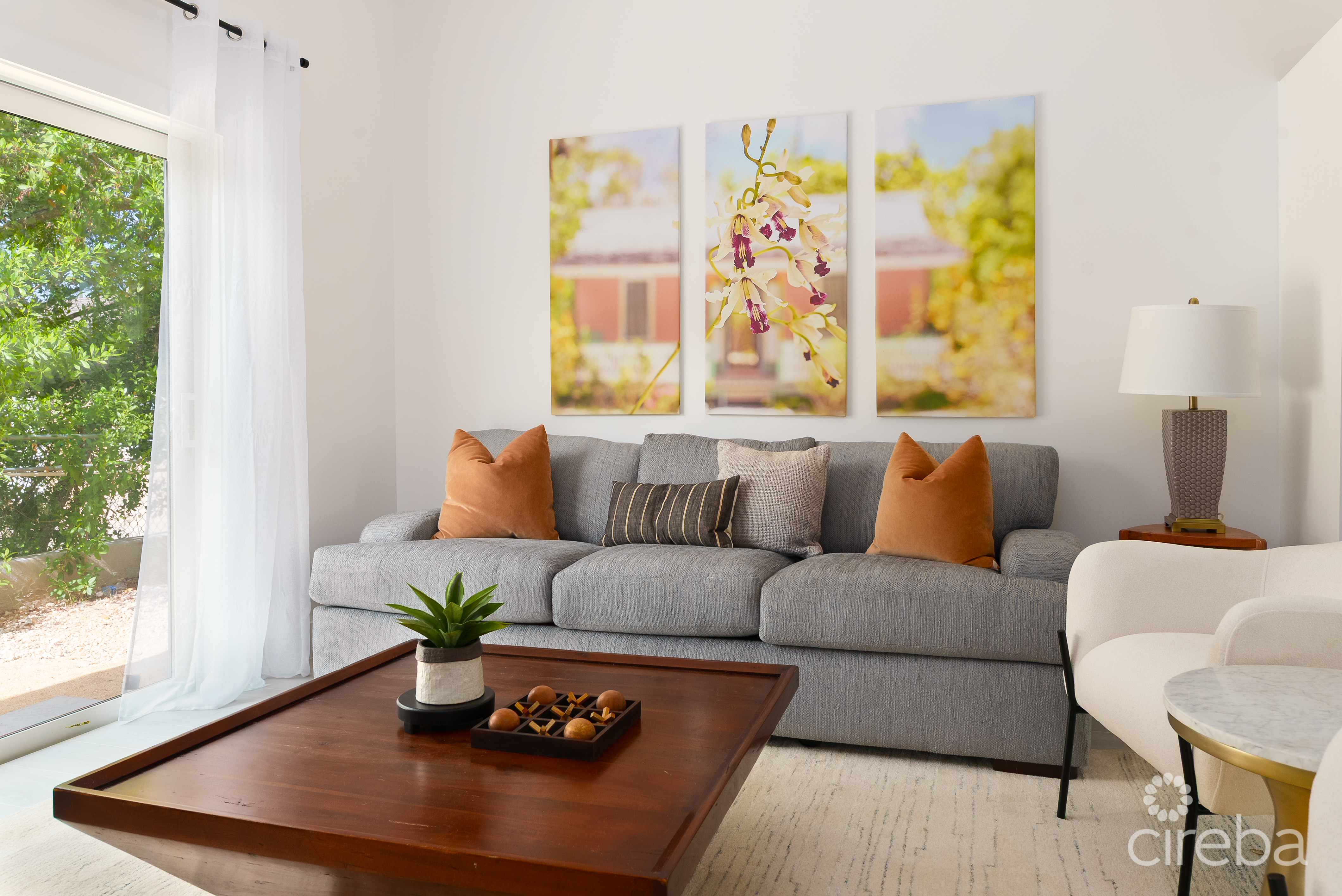 WOODRIDGE - REDBAY! FULLY FURNISHED AND VENDOR PAYS STAMP DUTY 8