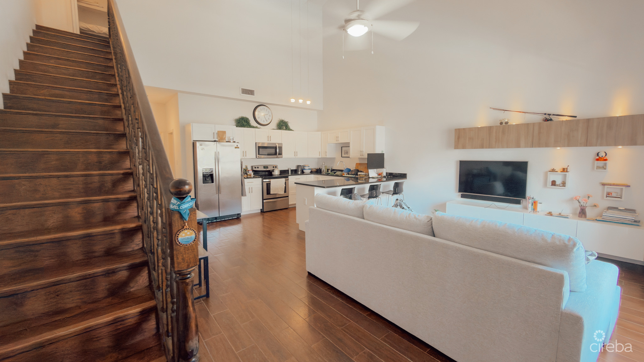 EMERALD ISLE 2 BEDROOM TOWNHOUSE