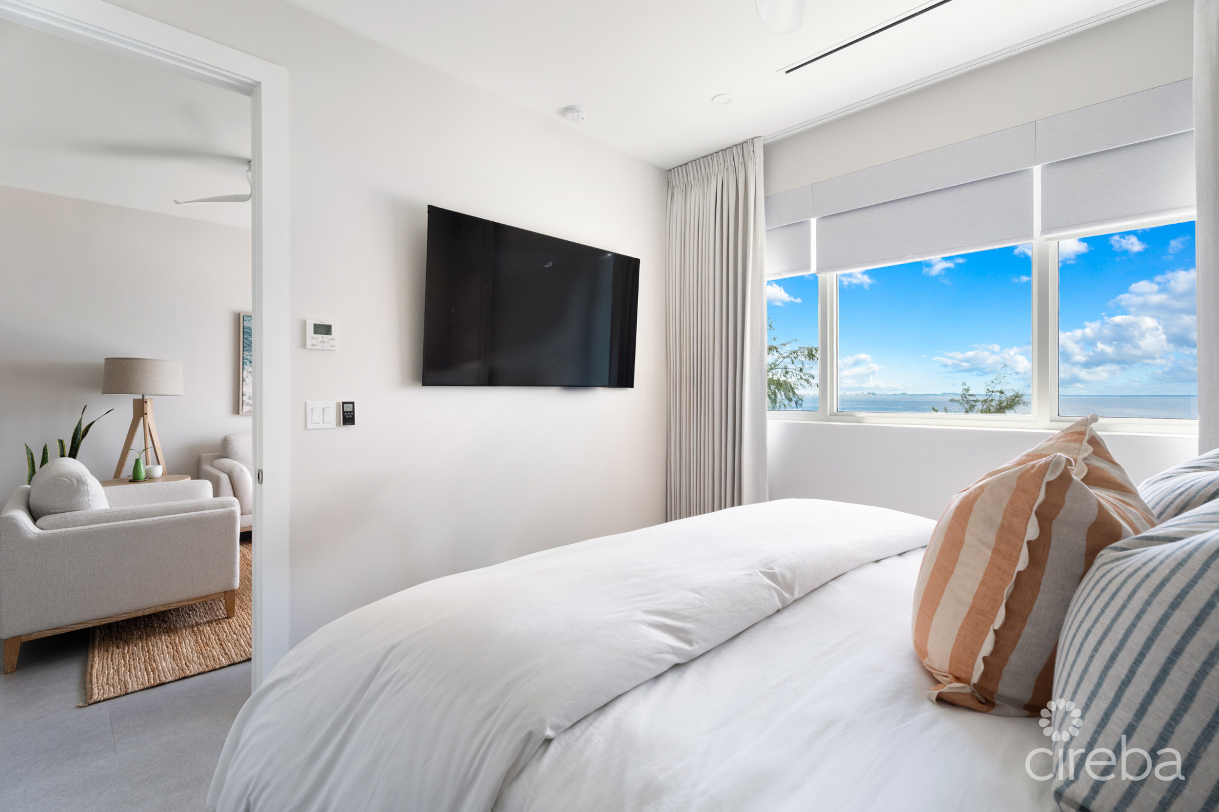 POINT WEST 26, OCEANFRONT CONDO 7