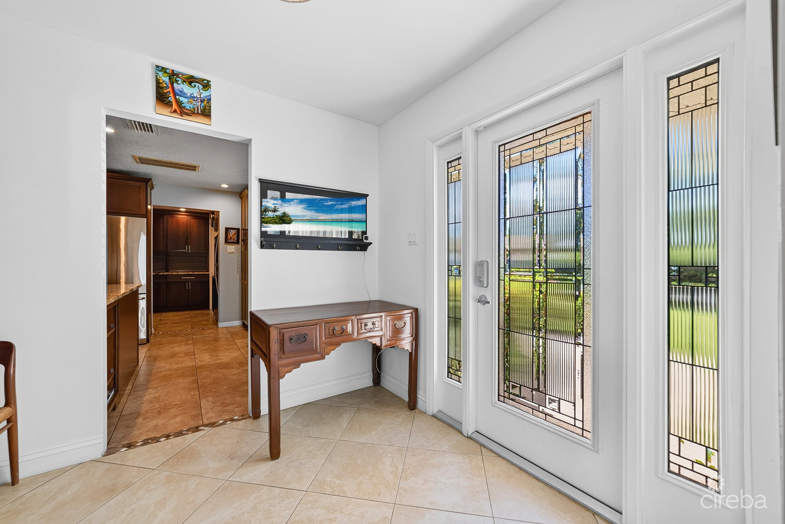 RARE DOUBLE-LOT OASIS BUNGALOW  WITH POOL IN SNUG HARBOUR