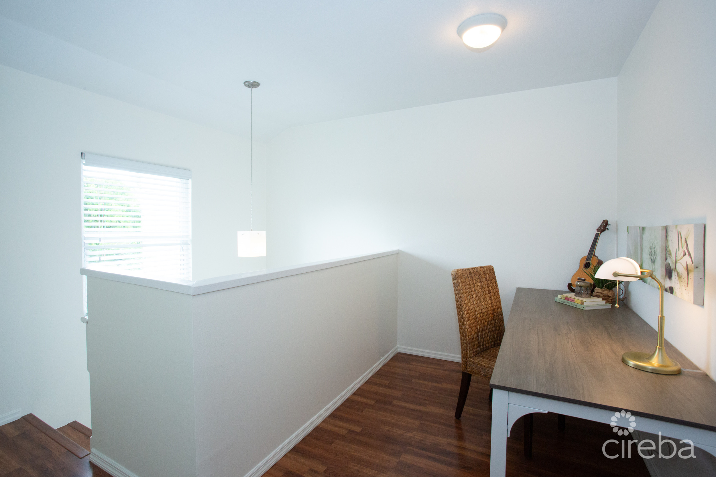TURNKEY 2BED PLUS DEN END UNIT TROPICAL HAVEN