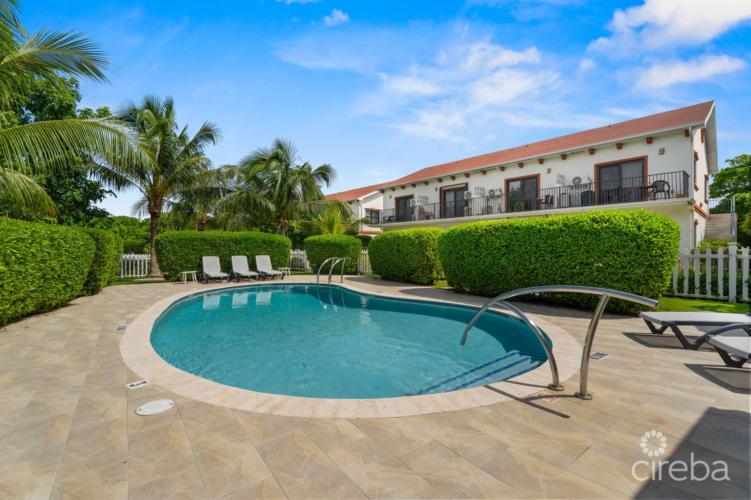 PORTOFINO GARDENS | TURNKEY 2-BED