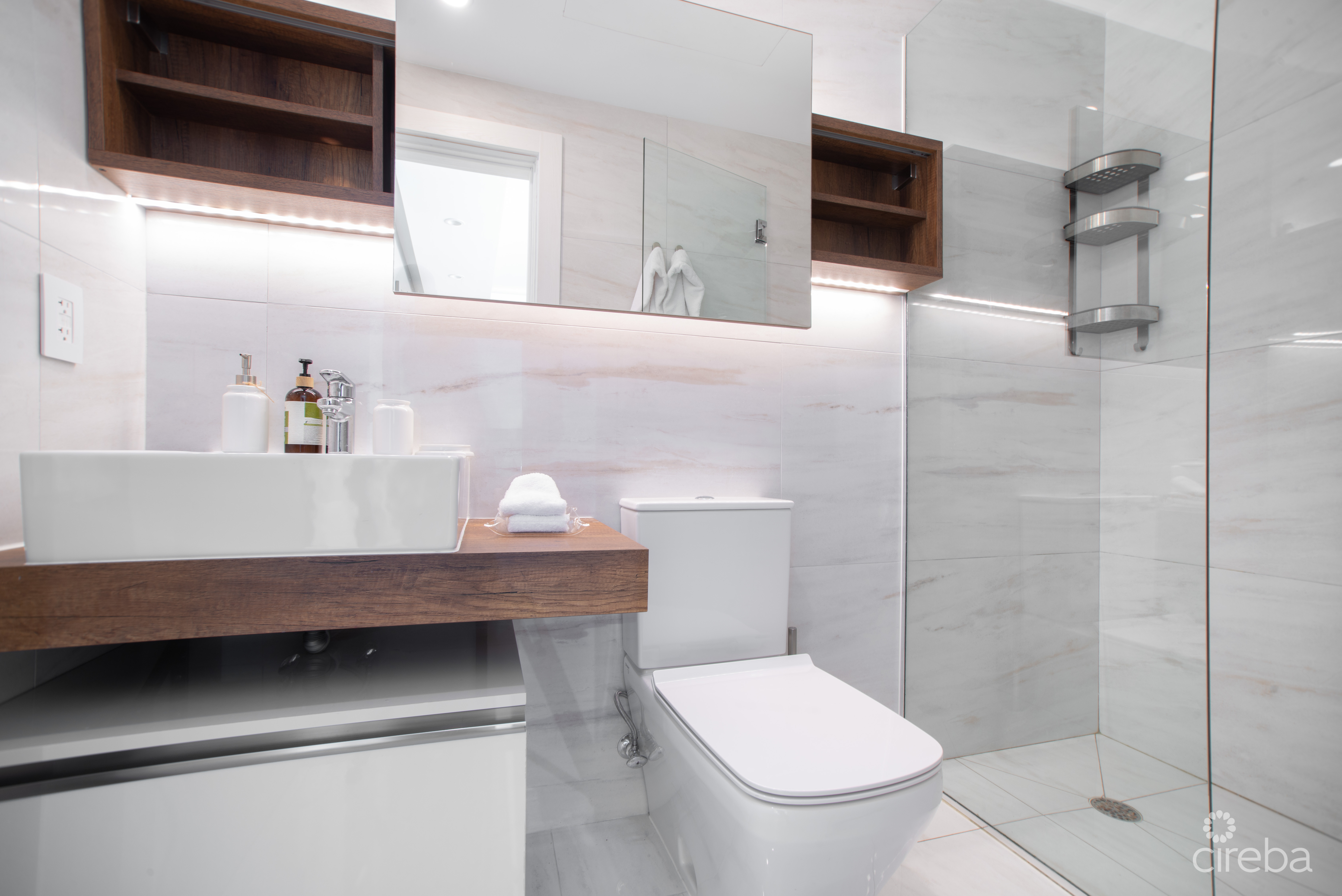 STUDIO PARADISUM AT THE GROVE 5