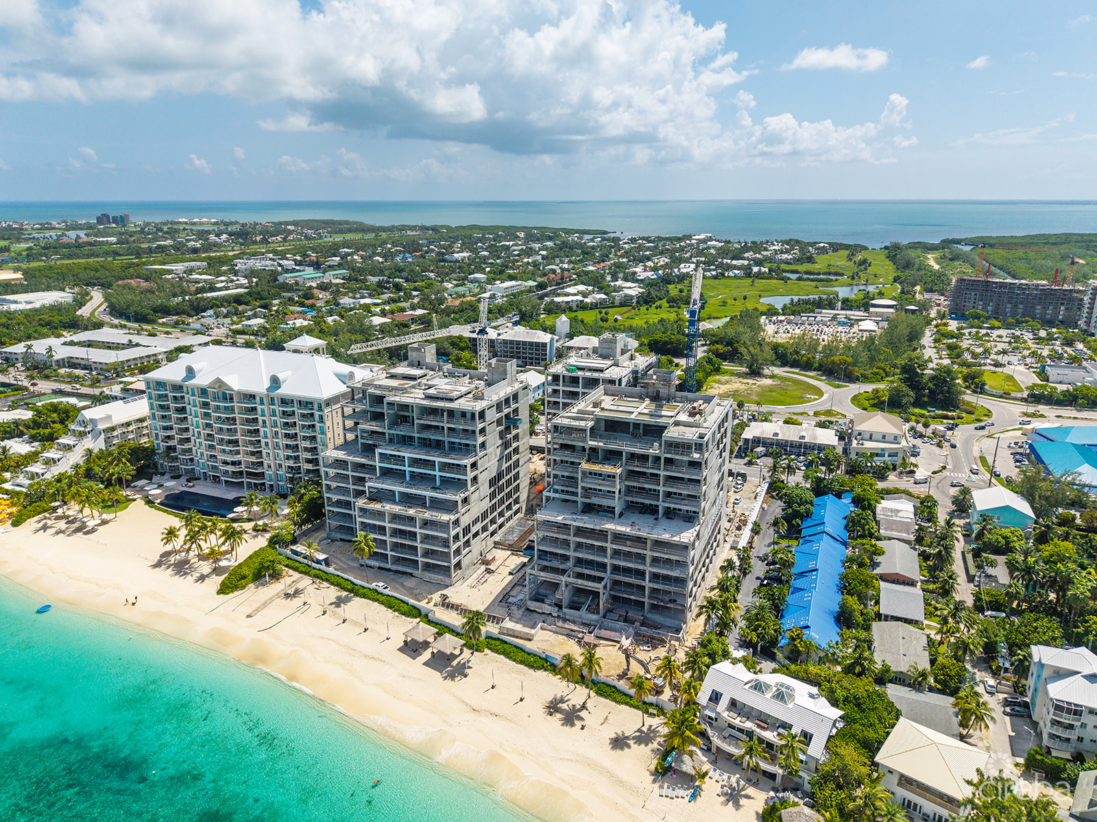 LACOVIA N4B – SEVEN MILE BEACH