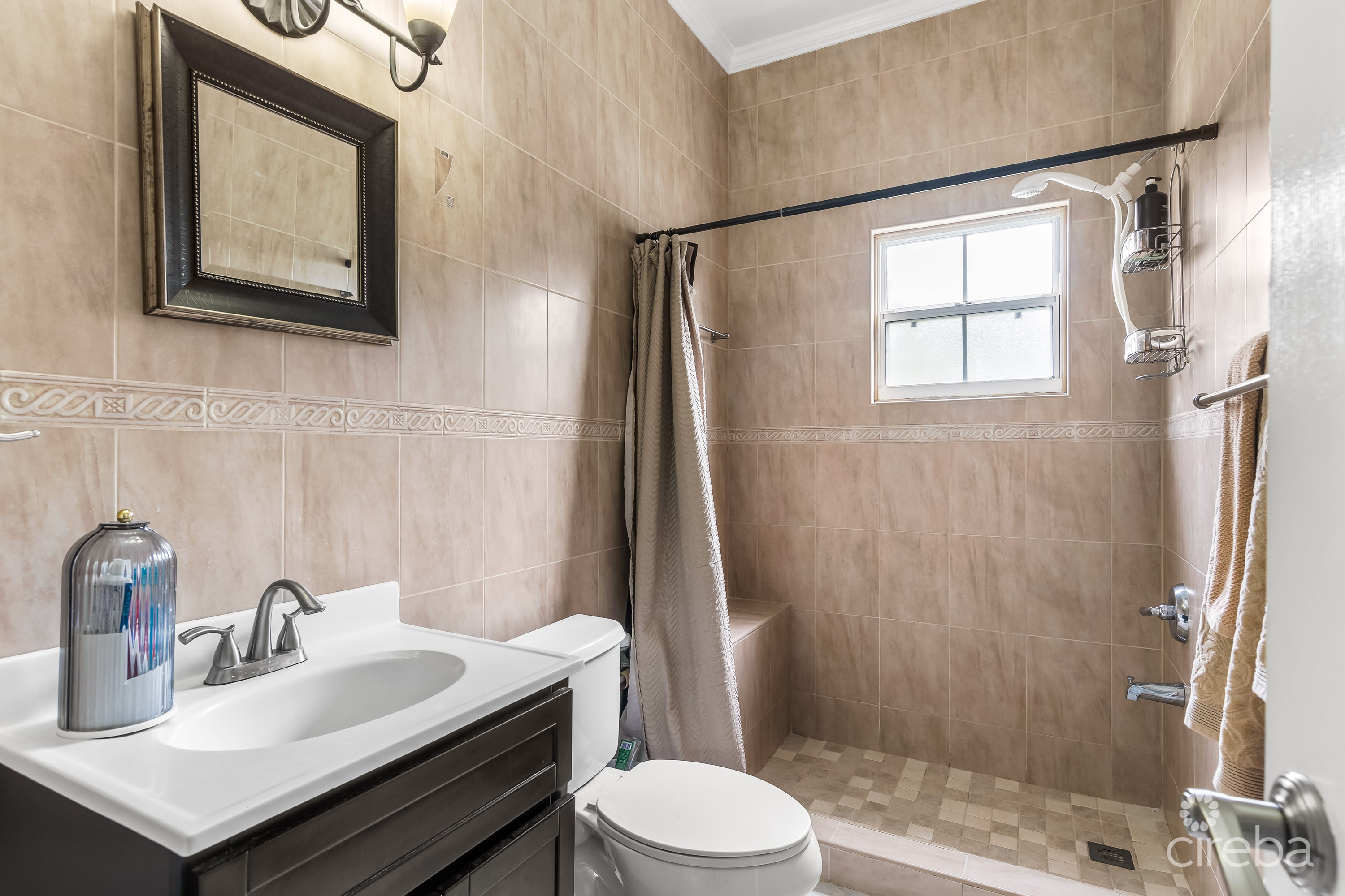56 FAITH AVENUE - 3 BED / 2 BATH SINGLE FAMILY HOME 6