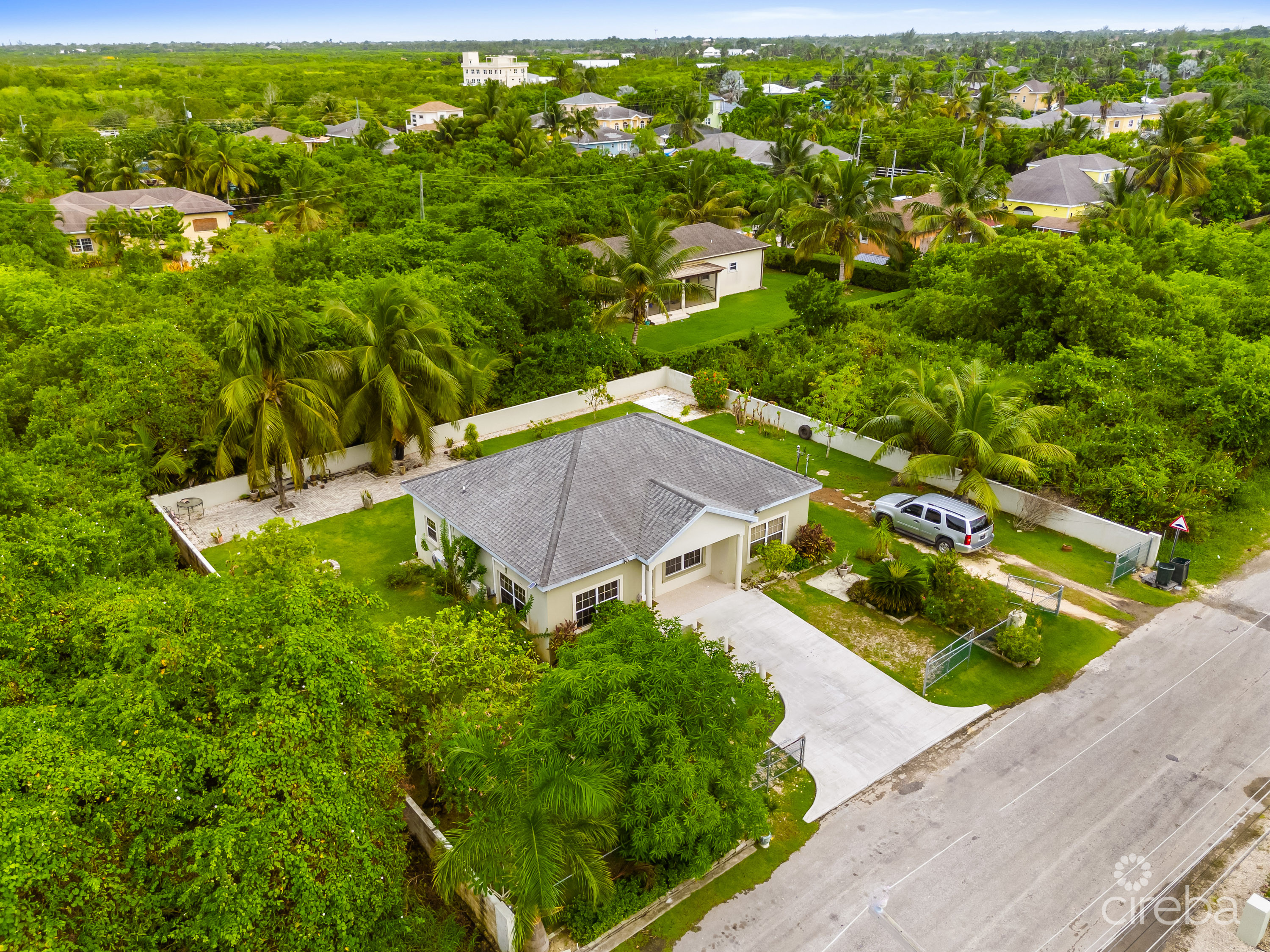 56 FAITH AVENUE – 3 BED / 2 BATH SINGLE FAMILY HOME