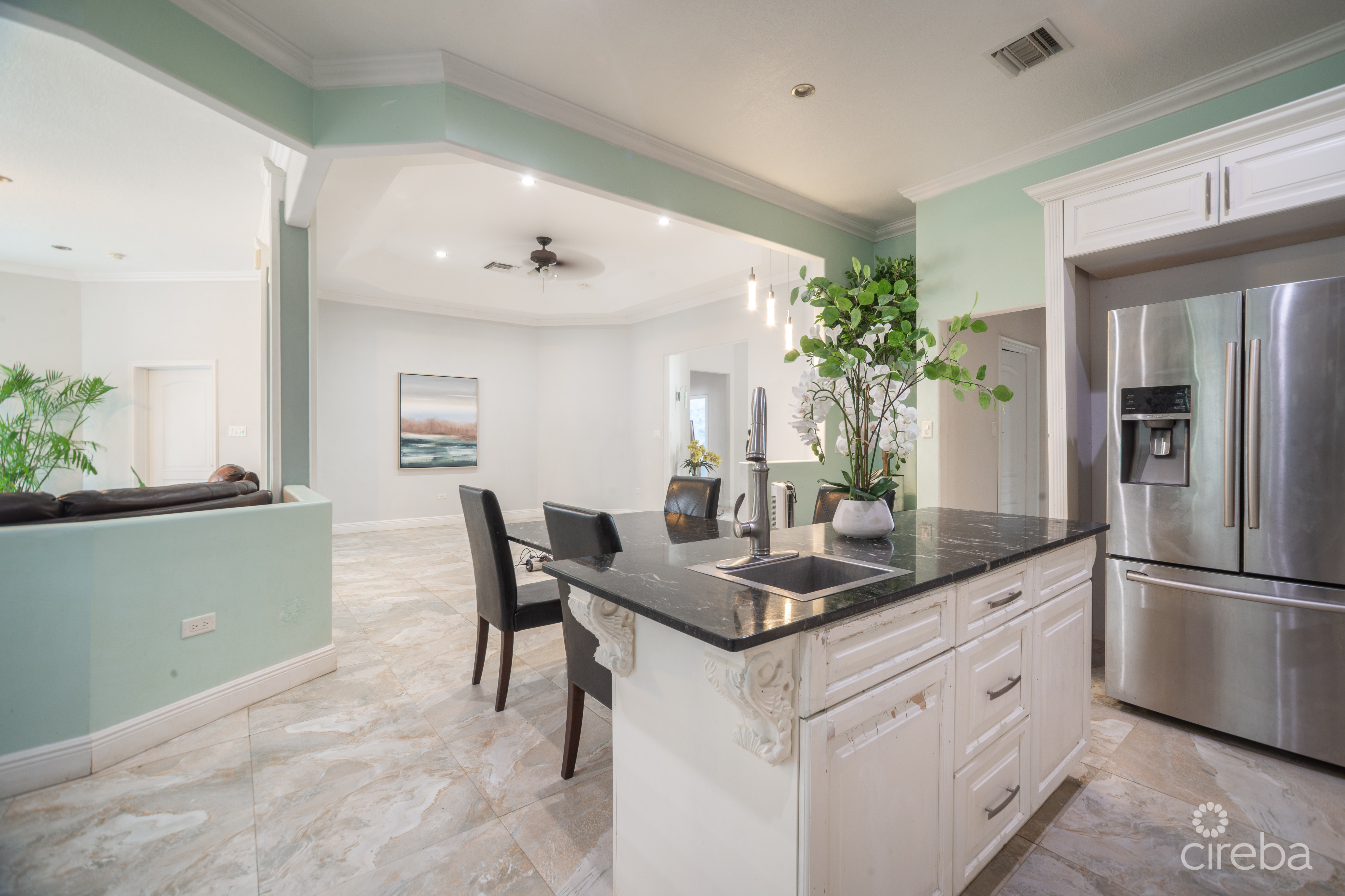 WHISTING WAY FAMILY HOME